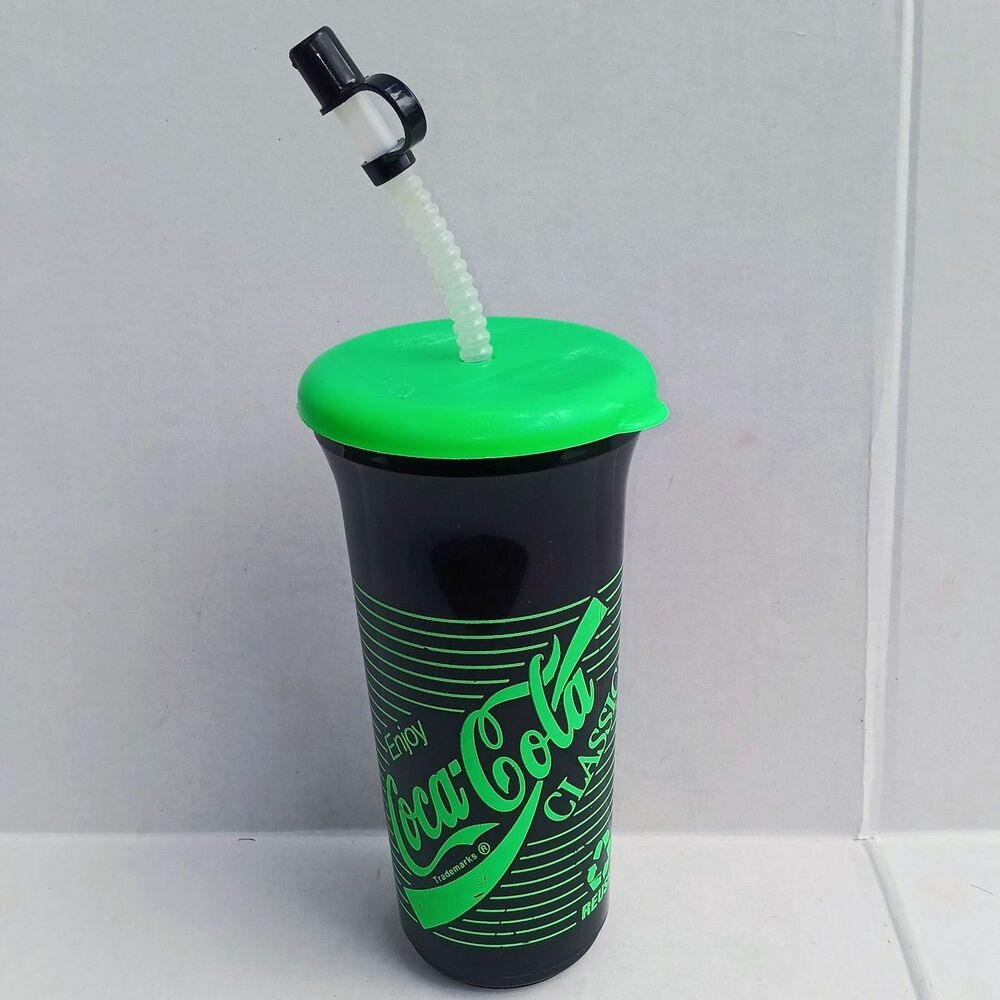 Vintage Coca Cola Neon Green Sport Quart Plastic Cup-Whirley-Lid & Straw-32 oz